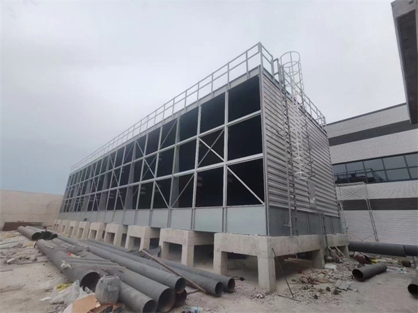 分享闭式冷却塔的冷却水量是能够调整的。(冷却塔分